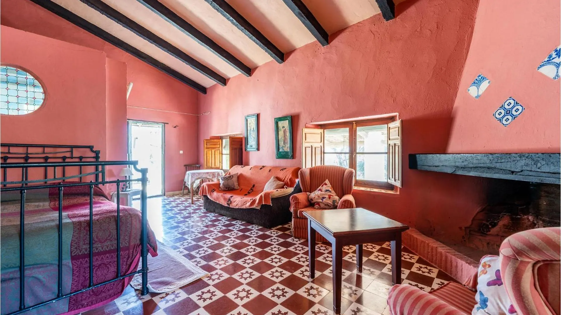 Holiday home Stunning Home In Cazalla De La Sierra With Wifi